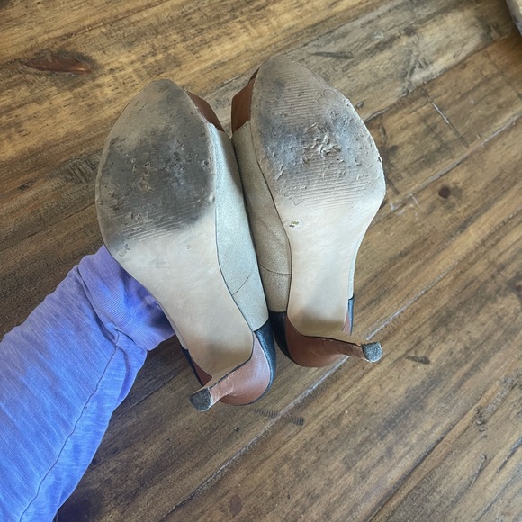 Jessica Simpson Pleasance Tan Combo Heels GUC - Picture 4 of 7